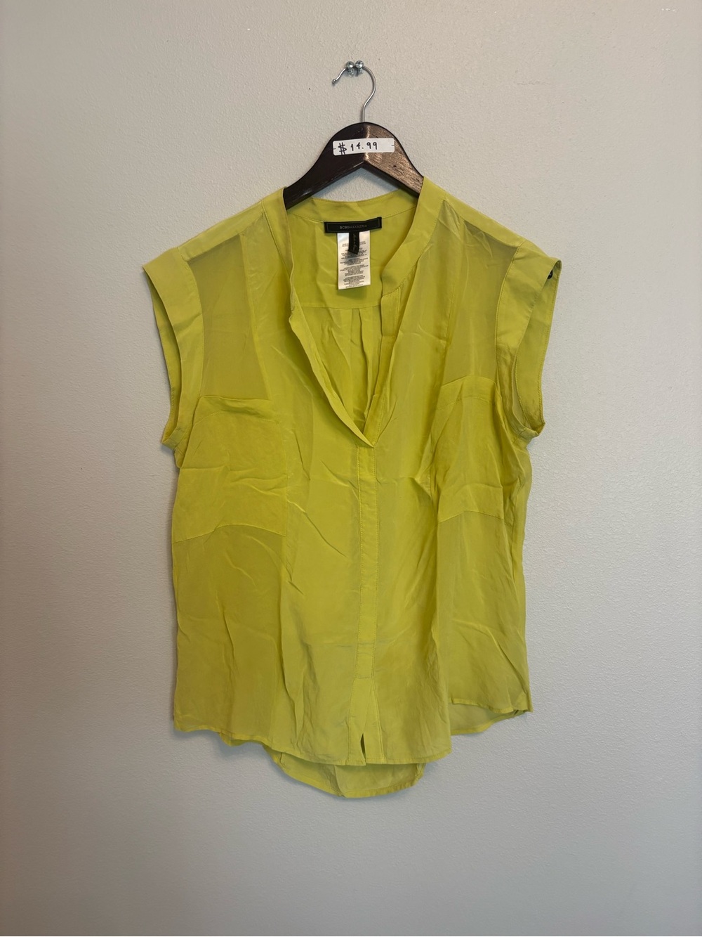 BCBGMAXAZRIA 100% Silk Sleeveless Blouse – Chartreuse/Lime, Size L